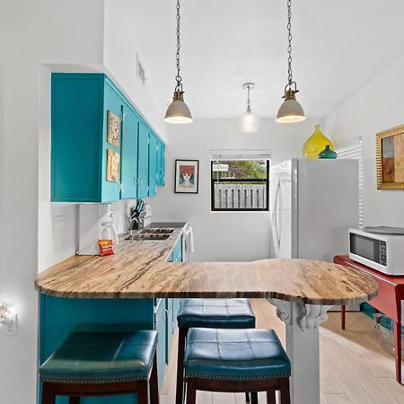 Uptown Cottage - Walk To The Beach And Restaurants Cocoa Beach Exteriér fotografie